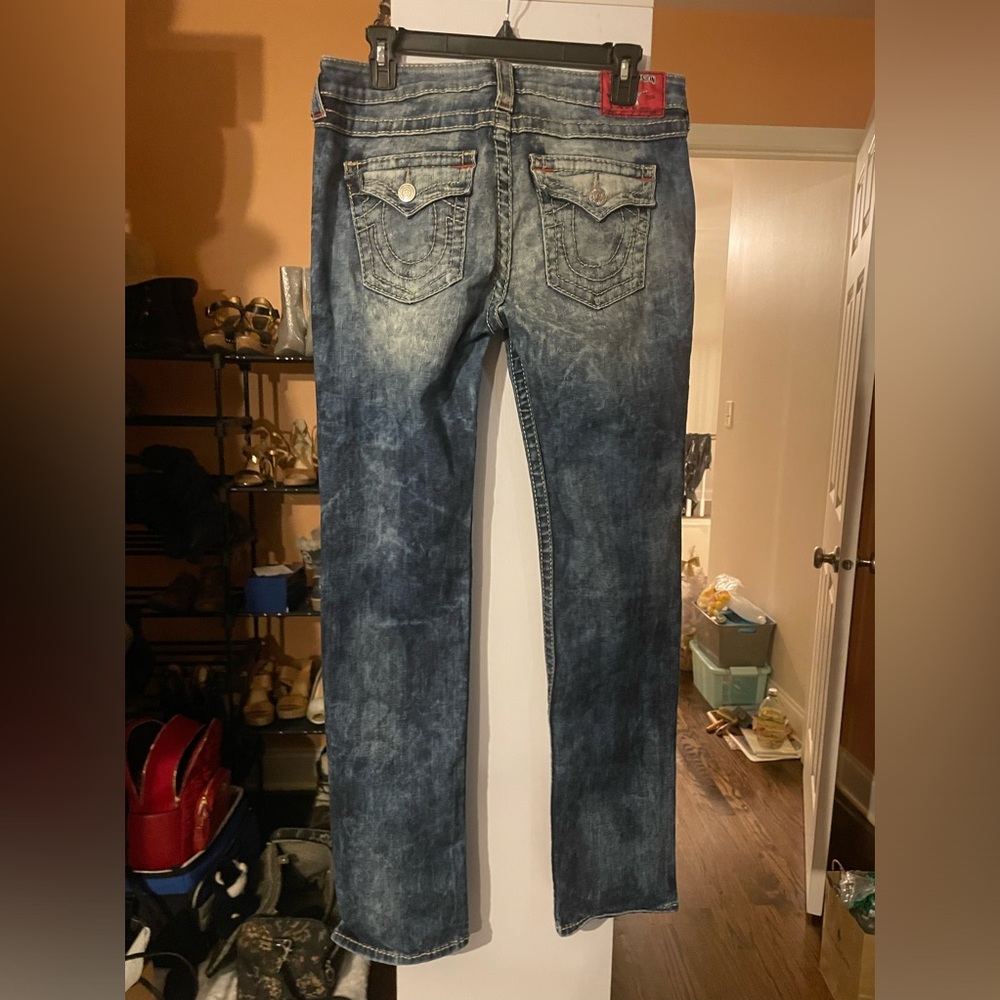 True Religion Slim straight Blue Jeans Size 33
